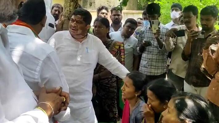 ex mp ponnam prabhakar arrested in ramagundam ex mp ponnam prabhakar arrested in ramagundam