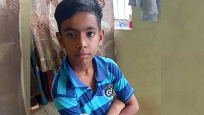 Live video of death bus collides with child while playing cricket in jaipur kpr Live video of death bus collides with child while playing cricket in jaipur kpr