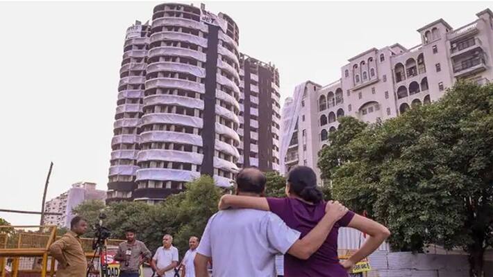 18 crores being spent in demolishing noida Twin Towers, know how many flats were booked and how many got refund kpg 18 crores being spent in demolishing noida Twin Towers, know how many flats were booked and how many got refund kpg