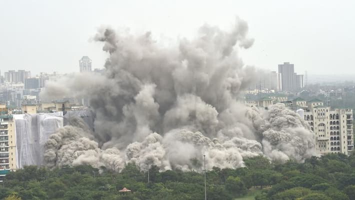 explosive used to demolish Noida Twin Towers was equivalent to 3 Agni, 12 Brahmos or 4 Prithvi missiles bsm explosive used to demolish Noida Twin Towers was equivalent to 3 Agni, 12 Brahmos or 4 Prithvi missiles bsm
