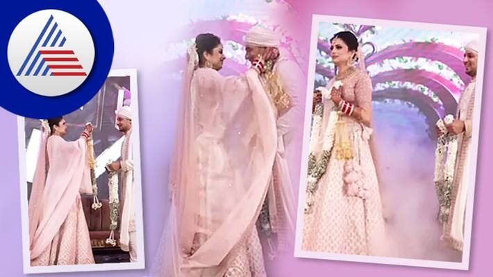 Groom get back when bride came to put garland, what bride did watch viral video akb Groom get back when bride came to put garland, what bride did watch viral video akb