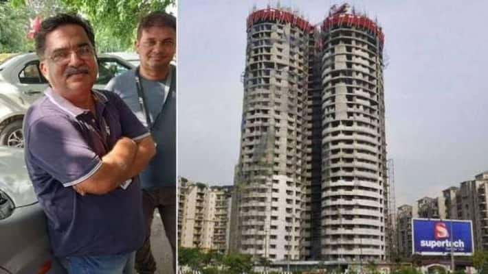 chetan dutta stand very near of twin tower during its demolition apa chetan dutta stand very near of twin tower during its demolition apa