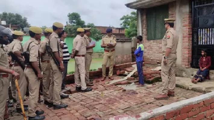 Double murder happened in Deoria over rain water uncle and nephew made each other in such a condition Double murder happened in Deoria over rain water uncle and nephew made each other in such a condition