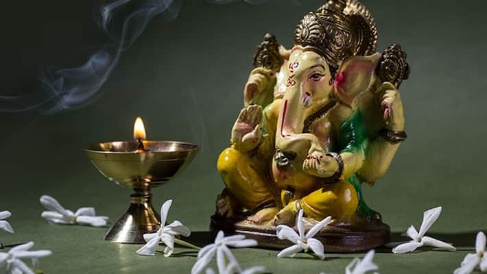 Ganesh Chaturthi 2022 Muhurta of Ganesh Chaturthi Ganesh Chaturthi Worship Method Why do we offer Durva to Ganesha? MMA Ganesh Chaturthi 2022 Muhurta of Ganesh Chaturthi Ganesh Chaturthi Worship Method Why do we offer Durva to Ganesha? MMA