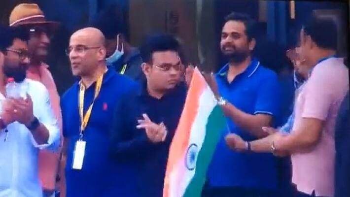why Jay Shah refused to hold National flag after India beat Pakistan in Asia Cup 2022 know the real reason spb why Jay Shah refused to hold National flag after India beat Pakistan in Asia Cup 2022 know the real reason spb