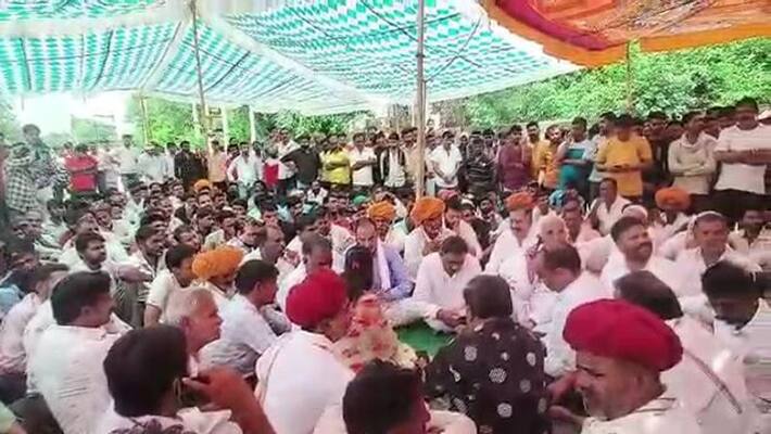 ajmer news people protesting against government demanding for compensation for families of four people found dead asc ajmer news people protesting against government demanding for compensation for families of four people found dead asc