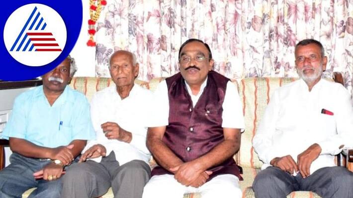 Let the conspiracy against Muruga Sharan be investigated says kc puttasiddashetty gvd Let the conspiracy against Muruga Sharan be investigated says kc puttasiddashetty gvd