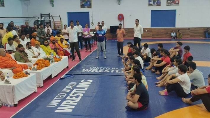 World Wrestling Championships 2022: women team picked, with blessing from Ayodhya seers in Lucknow dva World Wrestling Championships 2022: women team picked, with blessing from Ayodhya seers in Lucknow dva