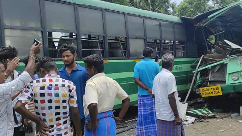 Two government buses collided head on.. 40 people injured