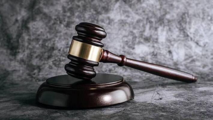 Gujarat : Two-and-a-half-year-old niece raped and then murdered. The court sentenced him to death Gujarat : Two-and-a-half-year-old niece raped and then murdered. The court sentenced him to death