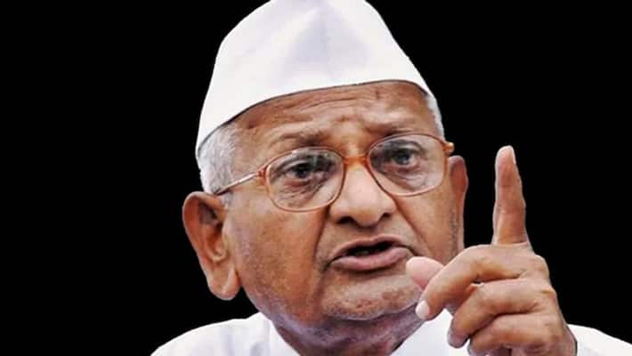 Such a bad liquor policy... it was anti-people: Anna Hazare slams Arvind Kejriwal - adt Such a bad liquor policy... it was anti-people: Anna Hazare slams Arvind Kejriwal - adt