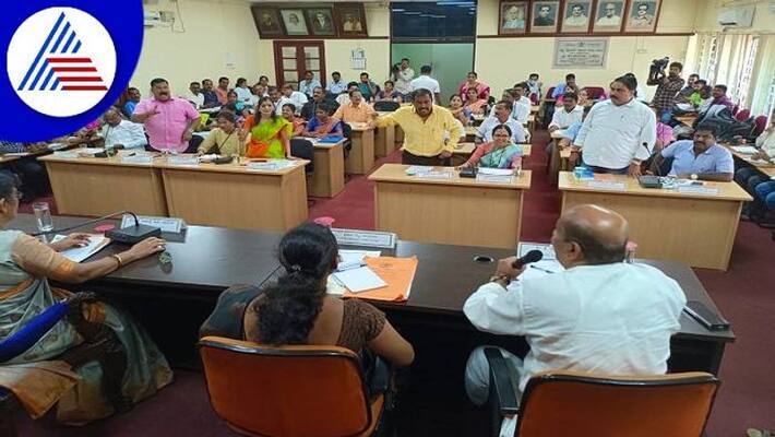 Important Decision by the Udupi CMC on Savarkar Circle Dispute grg Important Decision by the Udupi CMC on Savarkar Circle Dispute grg