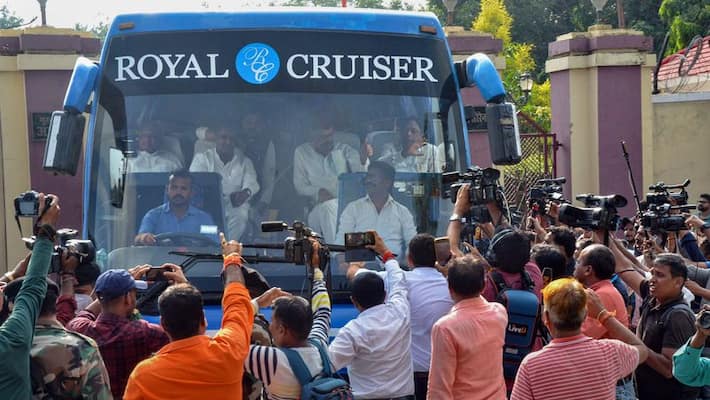Jharkhand political crisis: Amid poaching fears, ruling UPA MLAs moved to Raipur snt Jharkhand political crisis: Amid poaching fears, ruling UPA MLAs moved to Raipur snt
