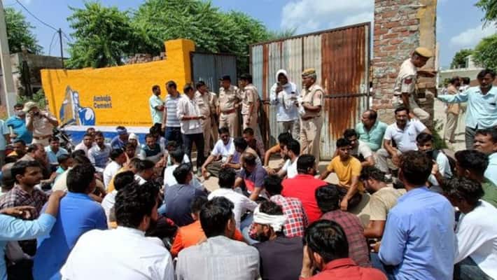 Sikar news man killed in godown where he was a watchman asc Sikar news man killed in godown where he was a watchman asc