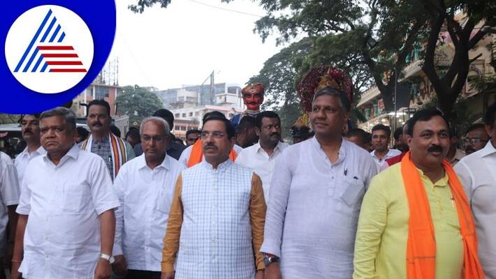 Ganeshotsava in Hubballi Edga Maidan in the leadership of Union Minister Pralhad Joshi gvd Ganeshotsava in Hubballi Edga Maidan in the leadership of Union Minister Pralhad Joshi gvd