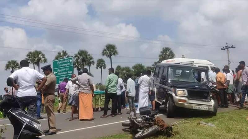 namakkal road accident... New bride killed