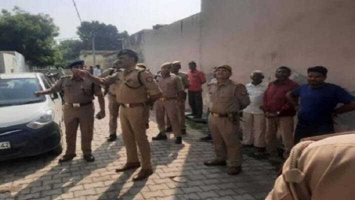 Meerut police made big disclosure about murder manager pregnant wife and son killers themselves told whole story Meerut police made big disclosure about murder manager pregnant wife and son killers themselves told whole story