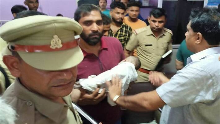 Bijnor Mother killed her child body thrown from innocent girl Bijnor Mother killed her child body thrown from innocent girl