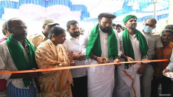 Talk Fight Between Minister Sriramulu And Congress Leader JN ganesh In Bellary rbj Talk Fight Between Minister Sriramulu And Congress Leader JN ganesh In Bellary rbj