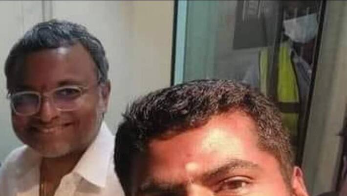 Karthi Chidambaram's Annamalai smiling selfie.. The photo that makes the Cong volunteers panic.. what is going on.?? Karthi Chidambaram's Annamalai smiling selfie.. The photo that makes the Cong volunteers panic.. what is going on.??