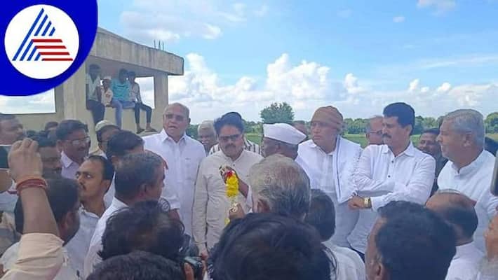 Marol Lift Irrigation Scheme is Poor says Abhay Patil grg Marol Lift Irrigation Scheme is Poor says Abhay Patil grg