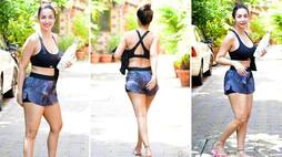 Pictures Malaika Arora flaunts her SEXY body in sports bra and blue shorts drb