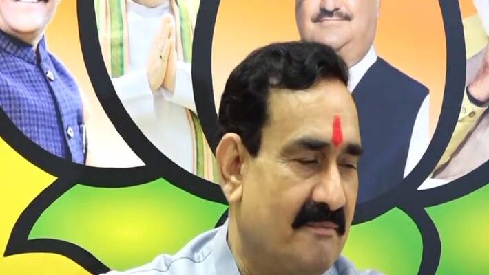 Amid Kharge's 'dog' remark, Madhya Pradesh minister questions Indira Gandhi, Rajiv Gandhi sacrifices AJR Amid Kharge's 'dog' remark, Madhya Pradesh minister questions Indira Gandhi, Rajiv Gandhi sacrifices AJR