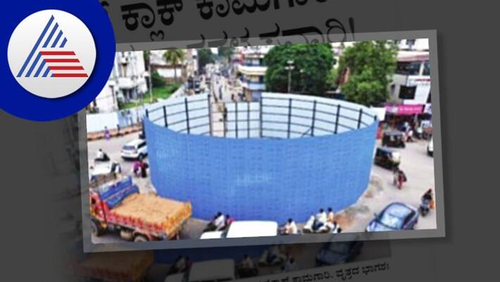 Clock Tower Work Gadagi channabasappa circle at Bellary riding daily road accidents rav Clock Tower Work Gadagi channabasappa circle at Bellary riding daily road accidents rav