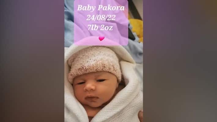 British couple names newborn after Indian dish Pakora post goes viral netizens react gcw