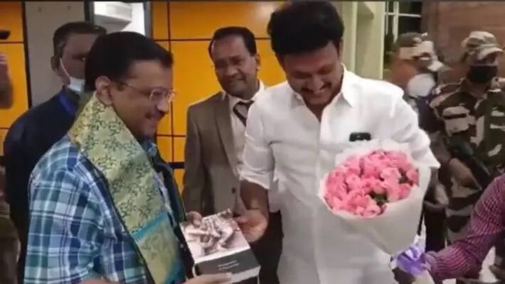 arvind kejriwal arrives chennai and inaugurating puthumai pen scheme tomorrow arvind kejriwal arrives chennai and inaugurating puthumai pen scheme tomorrow