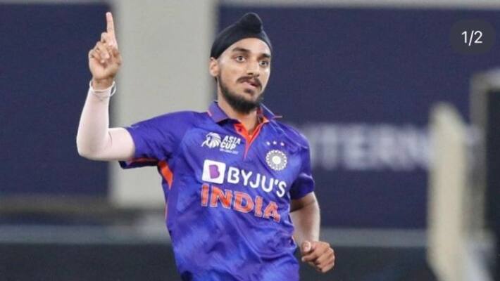 From villain to Hero How Arshdeep Singh last over and stats in match against Pakistan is mass reply to cyber attackers From villain to Hero How Arshdeep Singh last over and stats in match against Pakistan is mass reply to cyber attackers