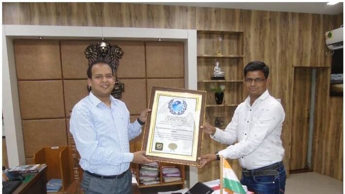 bhilwara news teachers day special story yogesh dadhich made world record by clearing 160 exams asc bhilwara news teachers day special story yogesh dadhich made world record by clearing 160 exams asc