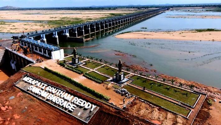 Importance of Sangam Barrage and Nellore Barrage in andhrapradesh, details here Importance of Sangam Barrage and Nellore Barrage in andhrapradesh, details here