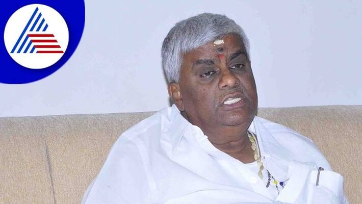Hassan ticket fight chapter close HD Revanna disappointed his wife and children sat Hassan ticket fight chapter close HD Revanna disappointed his wife and children sat