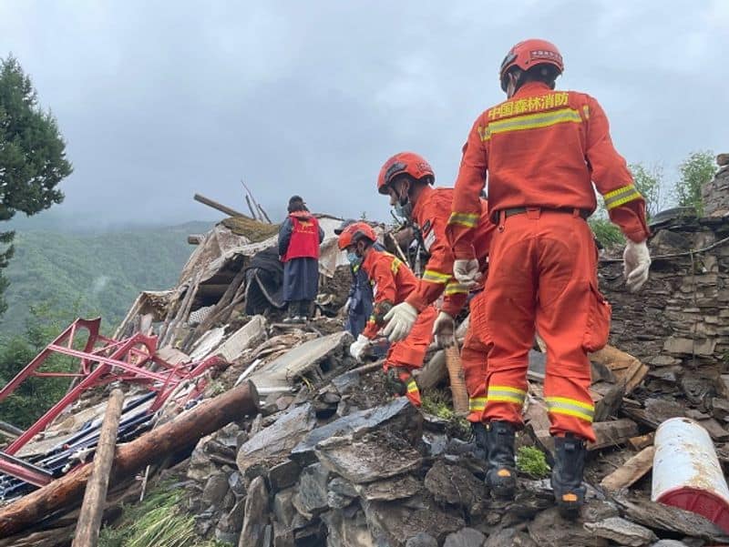 China rushes to increase rescue efforts, 50,000 people moved following Sichuan earthquake