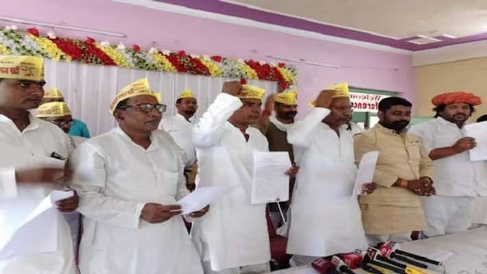 Rebellion in SubhaSP intensified Rajbhar was seriously accused many including the National Vice President resigned Rebellion in SubhaSP intensified Rajbhar was seriously accused many including the National Vice President resigned