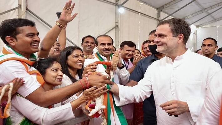 Rahul Gandhi Gujarat visit address Cong booth level workers vva Rahul Gandhi Gujarat visit address Cong booth level workers vva