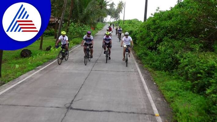 Foreigners appreciate world top cycling Padukere Beach from Udupi gow Foreigners appreciate world top cycling Padukere Beach from Udupi gow