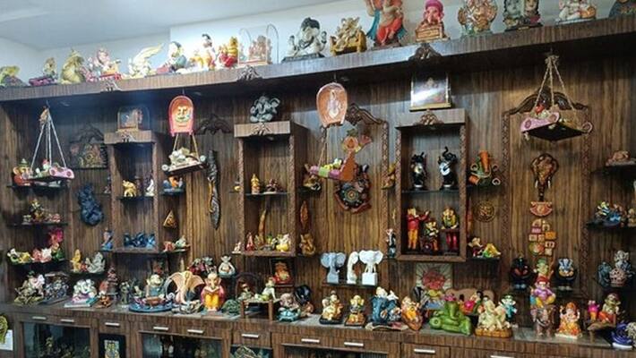 Ganesh Chaturthi 2022 indore news man decorates house with lord ganesha idols pwt Ganesh Chaturthi 2022 indore news man decorates house with lord ganesha idols pwt