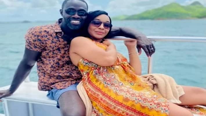 Couple fall for each other at airport and married with a child NTP Couple fall for each other at airport and married with a child NTP