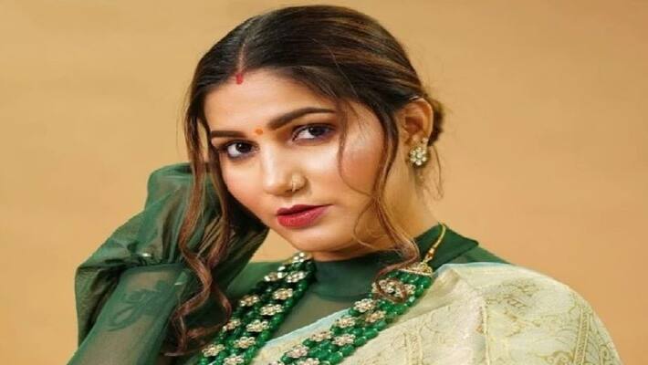 Lucknow Dancing queen Sapna Chaudhary can surrender in court on Tuesday know why arrest warrant was issued Lucknow Dancing queen Sapna Chaudhary can surrender in court on Tuesday know why arrest warrant was issued