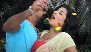 Monalisa Ka Sexy Video Choda Chudi - SEXY video, pictures: Bhojpuri actress Monalisa and Pawan Singh's dance in  Uttar Ke Dupatta is must WATCH