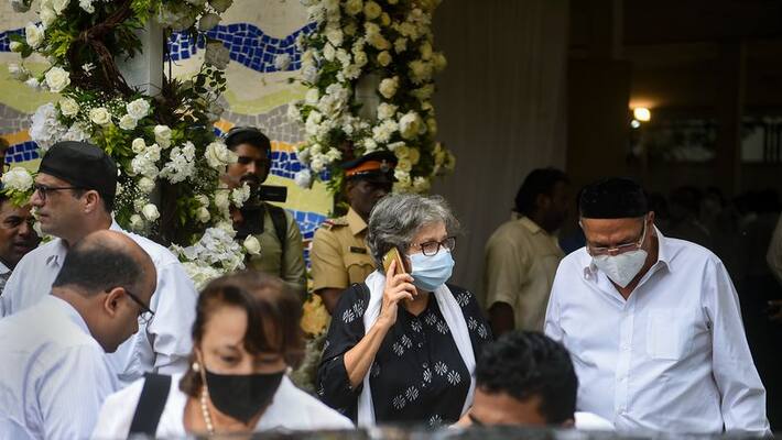 Cyrus Mistry cremated in Worli creatorium in Central Mumbai, Know who attended the rituals, DVG Cyrus Mistry cremated in Worli creatorium in Central Mumbai, Know who attended the rituals, DVG