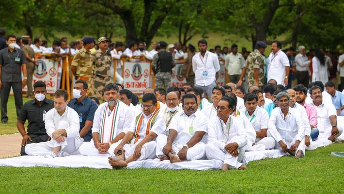 Congress Bharat Jodo Yatra Will Be Entry to Karnataka on September 30th grg Congress Bharat Jodo Yatra Will Be Entry to Karnataka on September 30th grg