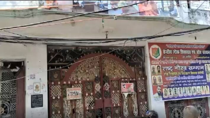 Income Tax Department raids at many places in Lucknow and Kanpur including the house of the regional partys national president Income Tax Department raids at many places in Lucknow and Kanpur including the house of the regional partys national president