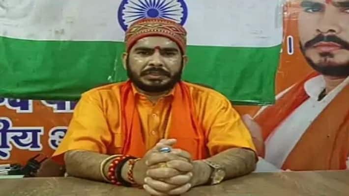 Agra Protest against film Brahmastra started even before release Hinduist leaders made big announcement expressing objection Agra Protest against film Brahmastra started even before release Hinduist leaders made big announcement expressing objection