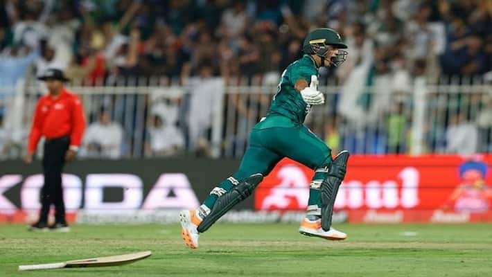 Asia Cup 2022 Pakistan beat Afghanistan by 1 wicket vva Asia Cup 2022 Pakistan beat Afghanistan by 1 wicket vva
