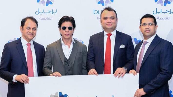 Shah Rukh Khan becomes the brand ambassador of healthcare brand Burjeel holdings BRD Shah Rukh Khan becomes the brand ambassador of healthcare brand Burjeel holdings BRD