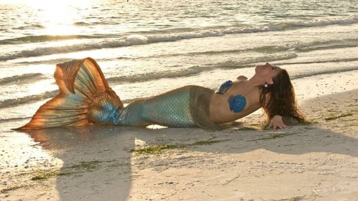 Emily Alexandra Guglielmo professional mermaid earned Rs 6 lakh per month apa Emily Alexandra Guglielmo professional mermaid earned Rs 6 lakh per month apa