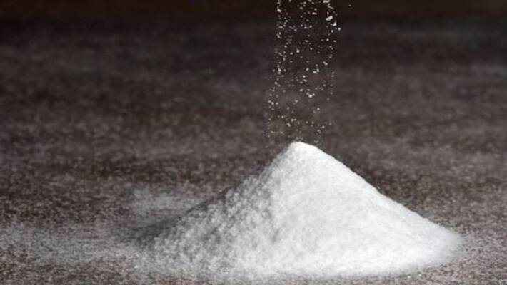 parents cover dead body with salt parents cover dead body with salt